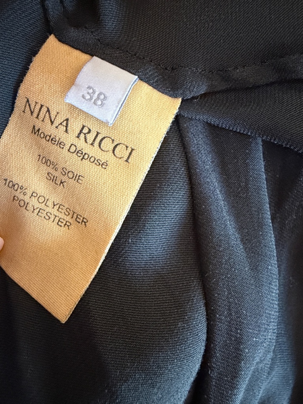 Beautiful Nina Ricci Black 100% silk semi sheer blouse - Picture 5 of 6